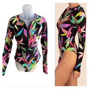 Trina Turk Bird of Paradise Paddle Suit. S3